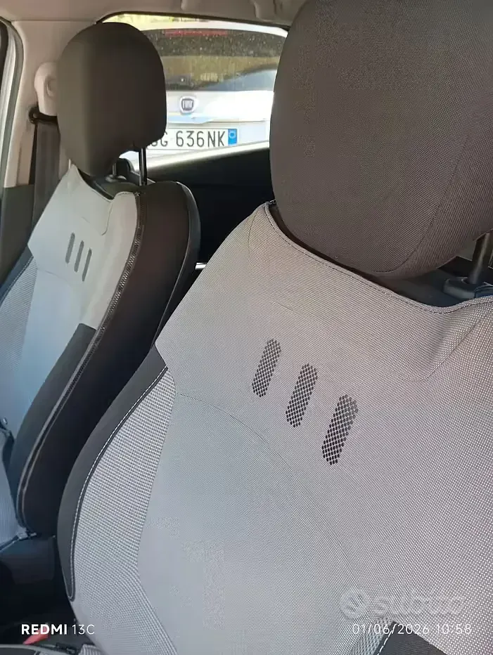 Usata Renault Captur 90 CV (66 kW) 2016 Grigio SUV