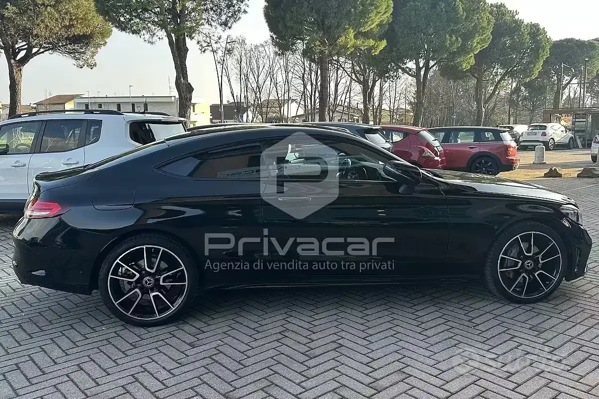 Usata Mercedes C220 Premium 194 CV (142 kW) 2023 Nero Coupé