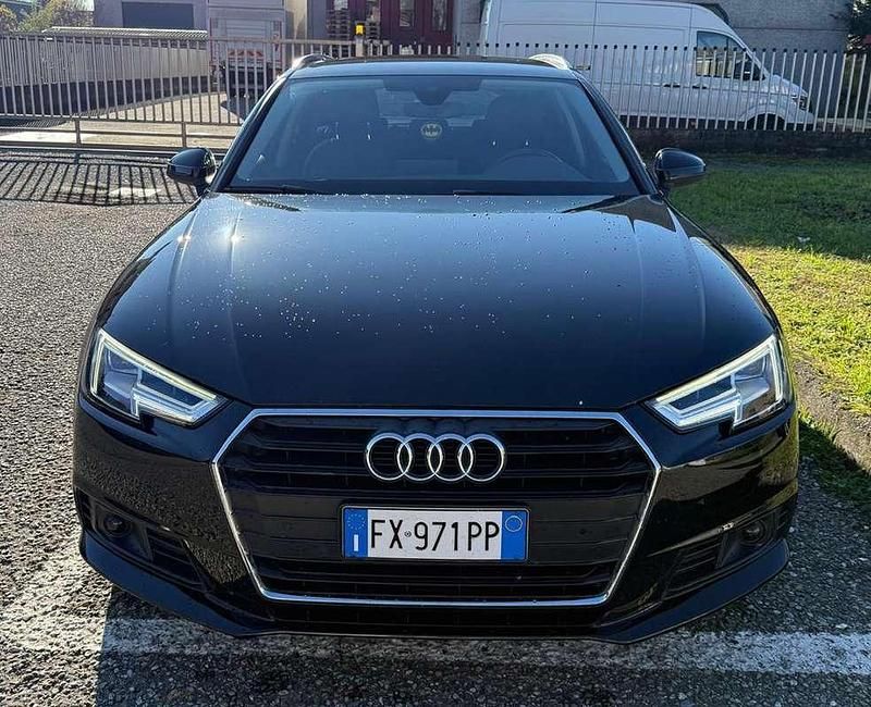 Usata Audi A4 S-Line 150 CV (110 kW) 2019 Nero Station wagon