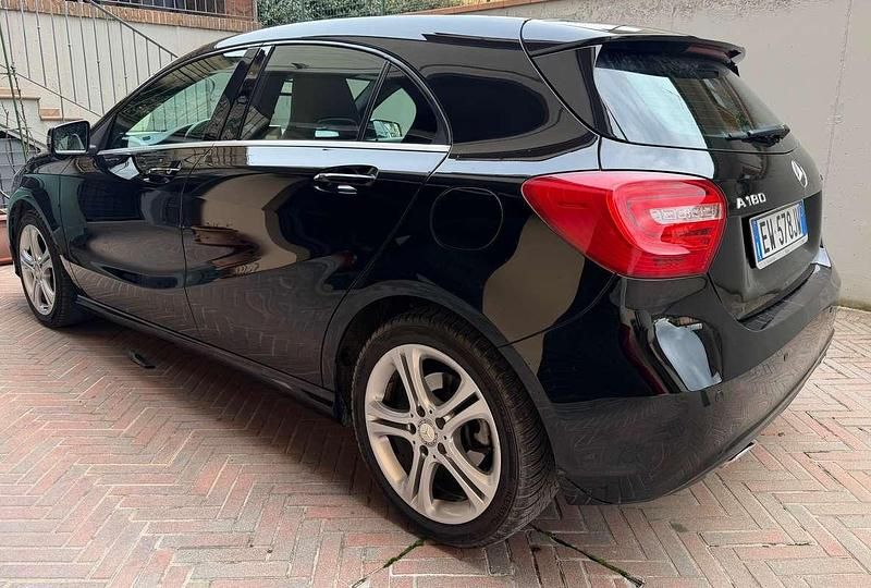 Usata Mercedes A180 Premium 109 CV (80 kW) 2014 Nero Berlina