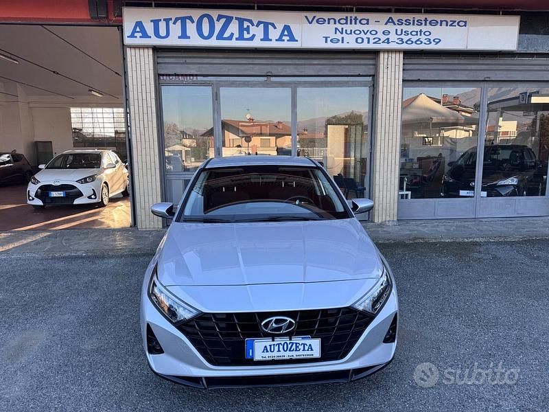 Usata Hyundai i20 84 CV (61 kW) 2022 Grigio Berlina