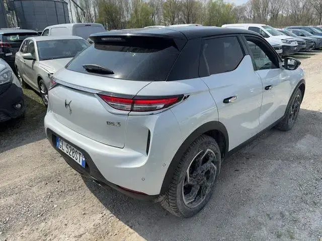 Usata DS Automobiles DS3 Crossback Grand Chic 131 CV (96 kW) 2022 Bianco SUV