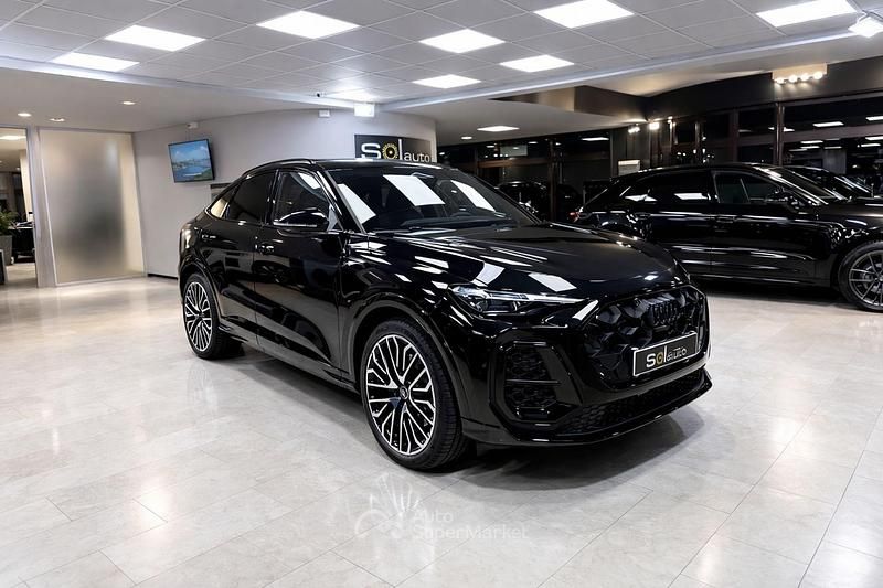 Nuova Audi Q5 S-Line 204 CV (150 kW) 2026 Nero mito metallizzato SUV