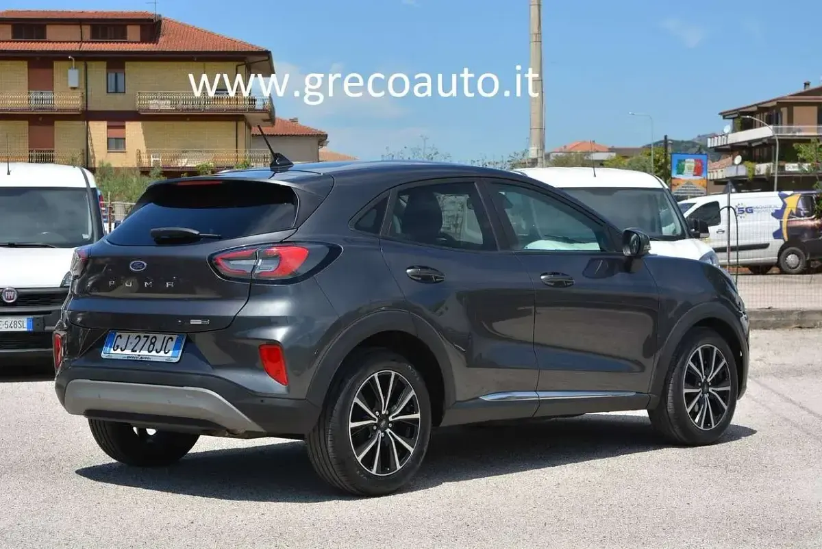 Usata Ford Puma Titanium 125 CV (91 kW) 2022 Magnetic grey SUV