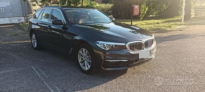 Usata BMW 520 Comfort Edition 190 CV (139 kW) 2018 Nero Station wagon