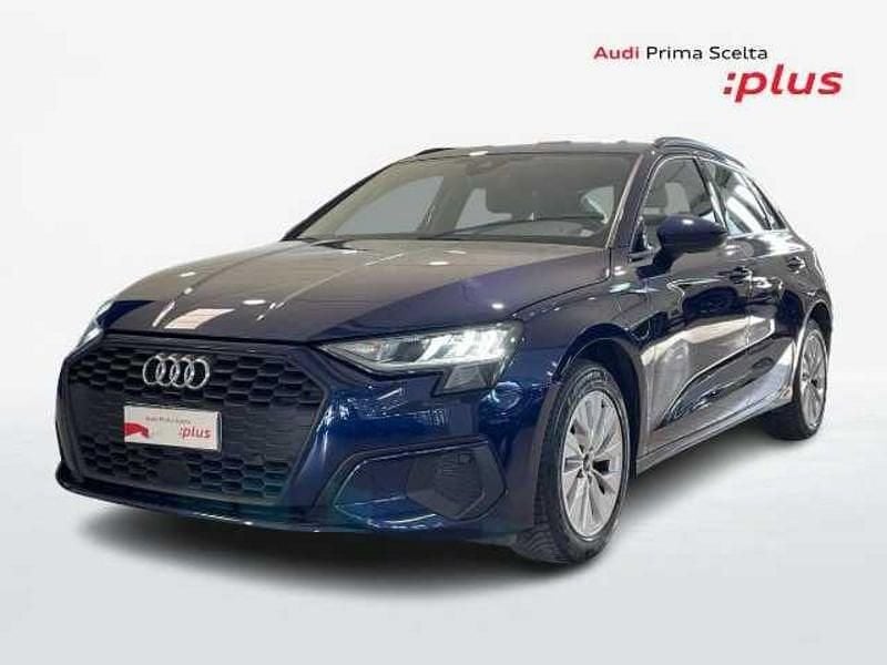 Usata Audi A3 Sportback e-tron Business 204 CV (150 kW) 2022 Blu Utilitaria