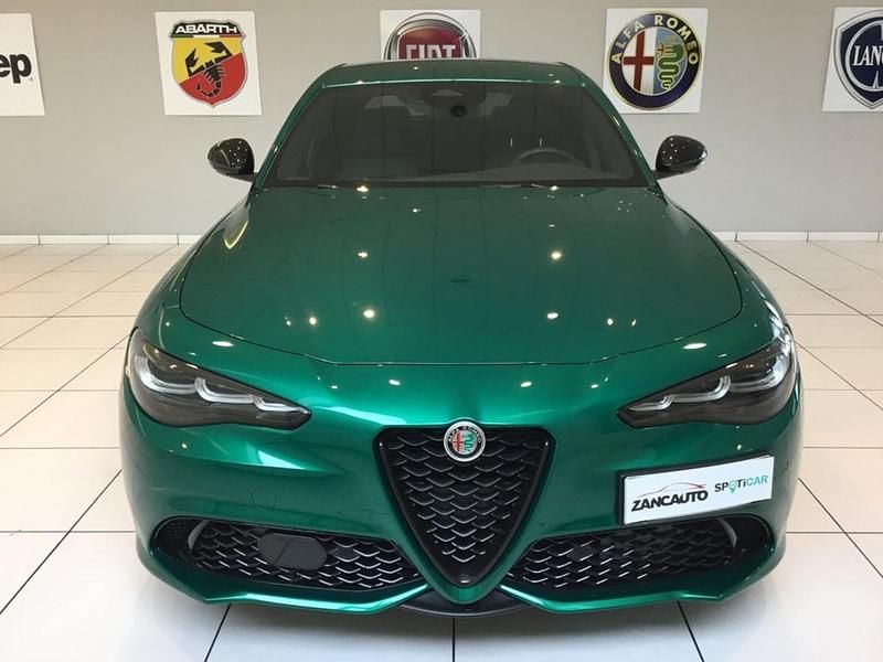Ny Alfa Romeo Giulia 210 HK (154 kW) 2025 Grøn Sedan