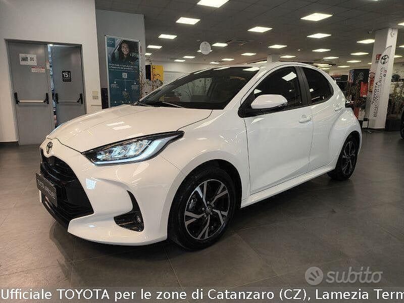 Usata Toyota Yaris Hybrid Trend 2024 Bianco Berlina