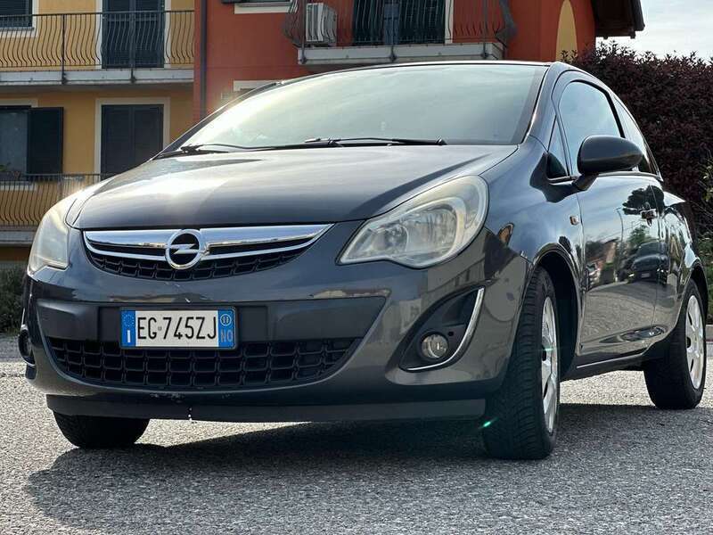Usato 2011 Opel Corsa 1.2 LPG_Hybrid 80 CV (3.200 €)