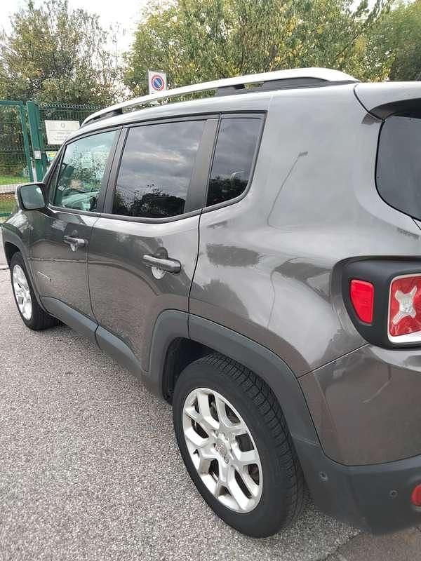 Usata Jeep Renegade Limited 120 CV (88 kW) 2016 SUV
