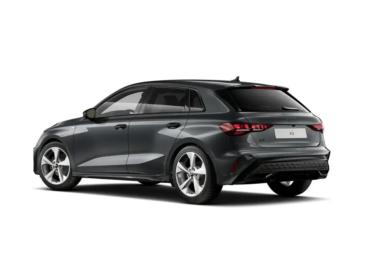 Usata Audi A3 S-Line 150 CV (110 kW) 2025 Grigio Berlina