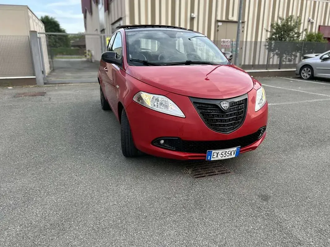 Usata Lancia Ypsilon S 95 CV (69 kW) 2014 Utilitaria
