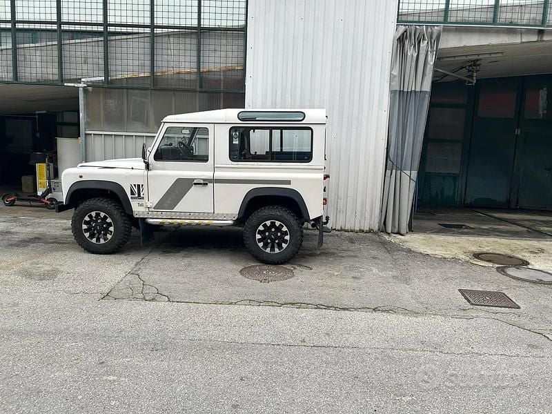 Usado Land Rover Defender 1998 Branco SUV