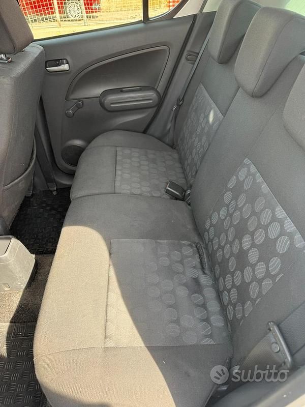 Usata Suzuki Splash 75 CV (55 kW) 2009 Grigio Utilitaria