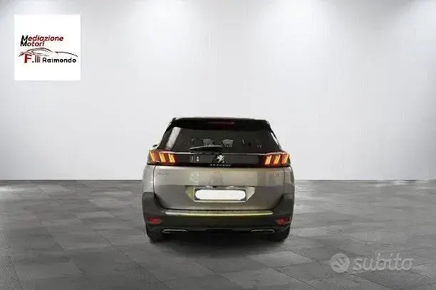 Usata Peugeot 5008 GTi 131 CV (96 kW) 2022 Grigio SUV