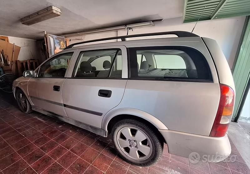 Usata Opel Astra 2002 Grigio Station wagon