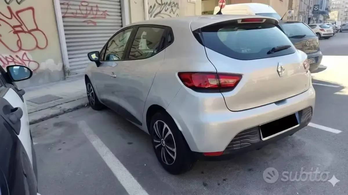 Usata Renault Clio 75 CV (55 kW) 2015 Utilitaria