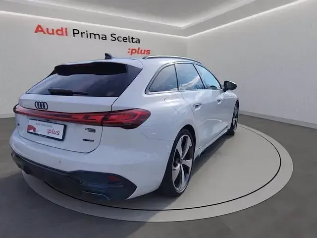 Uusi Audi A5 S-Line 299 HP (219 kW) 2025 Valkoinen Farmari