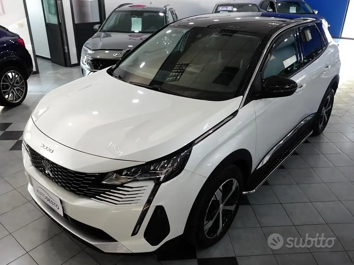 Usata Peugeot 3008 Allure 130 CV (95 kW) 2023 Bianco SUV