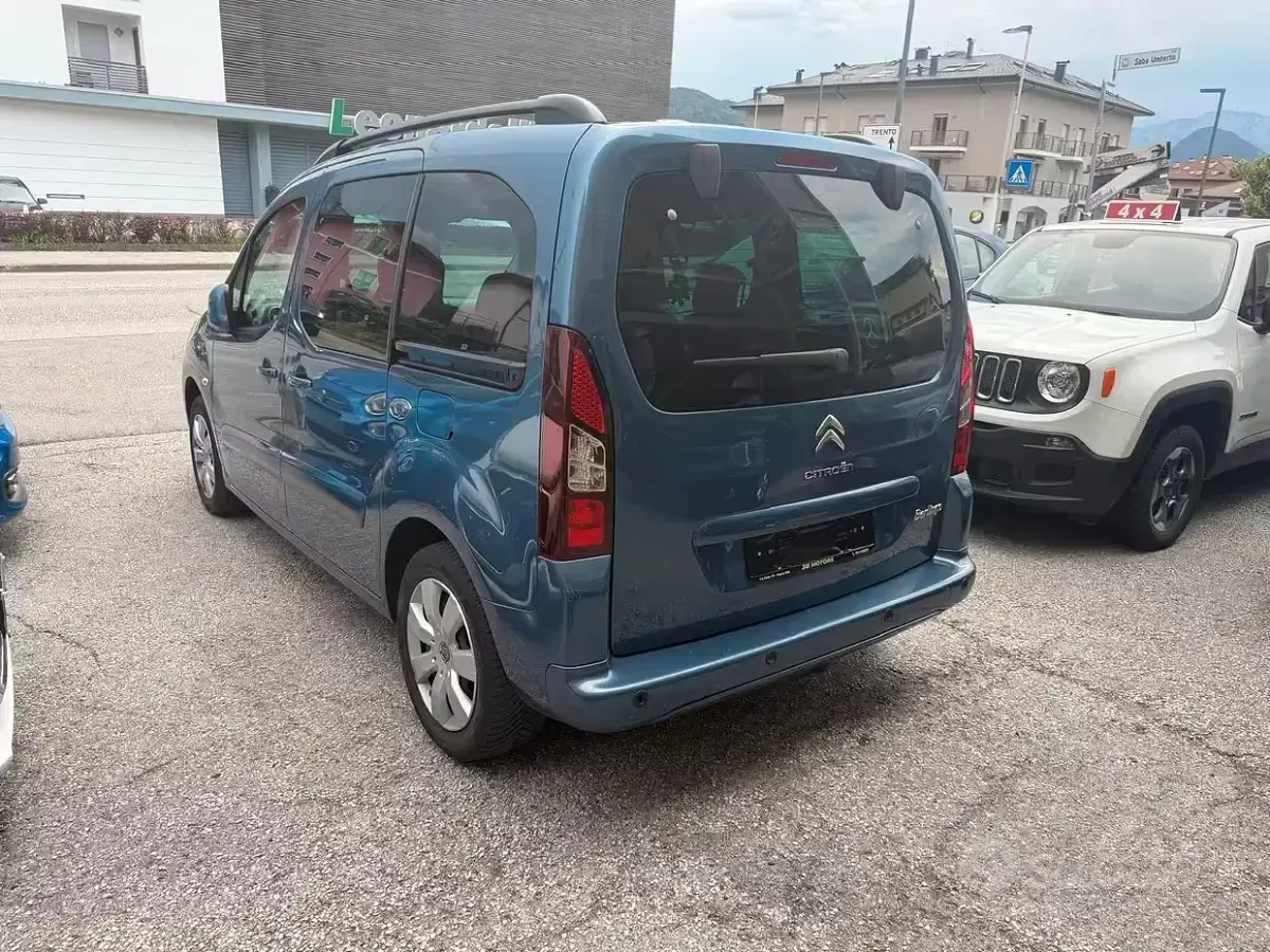Usata Citroën Berlingo Feel 110 CV (80 kW) 2017 Bluazzurro Monovolume