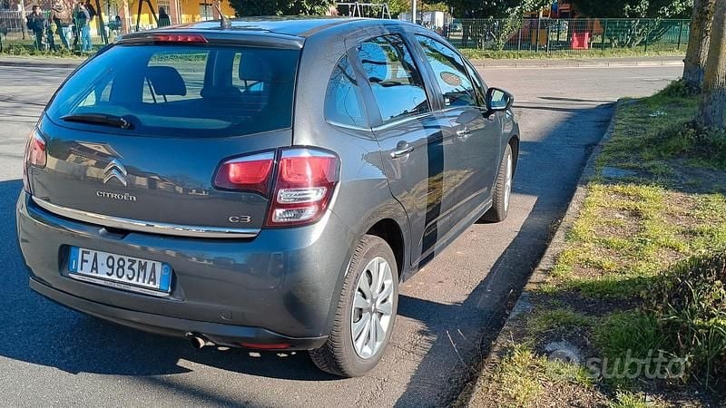 Usata Citroën C3 PureTech 82 CV (60 kW) 2015 Grigio Berlina
