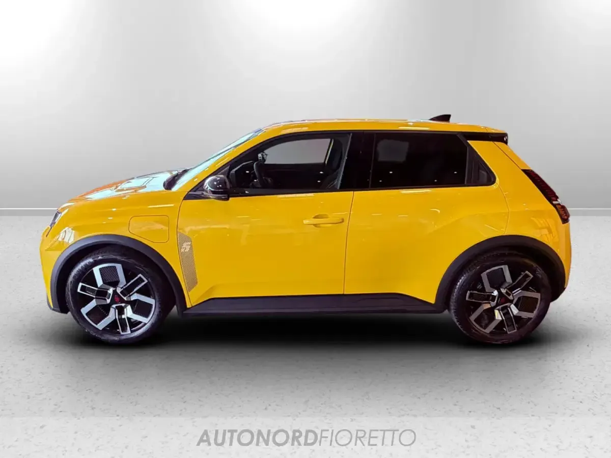 Nuova Renault R5 Urban 77 kW (106 CV) 2026 Giallohar00 Utilitaria