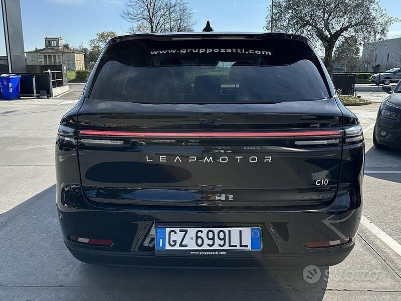Nuova Leapmotor C10 215 CV (158 kW) 2025 Nero SUV