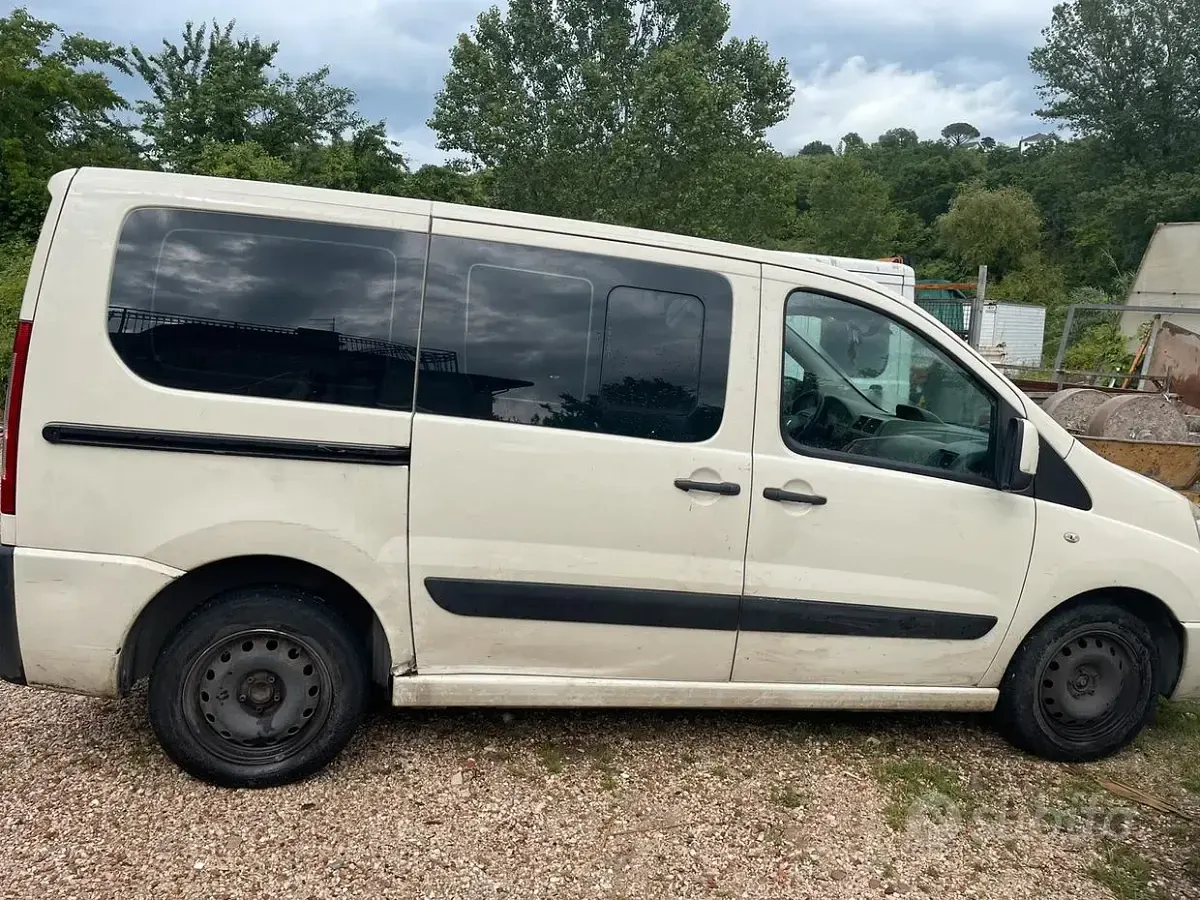 Usata Peugeot Expert 79 CV (58 kW) 2008 Furgone