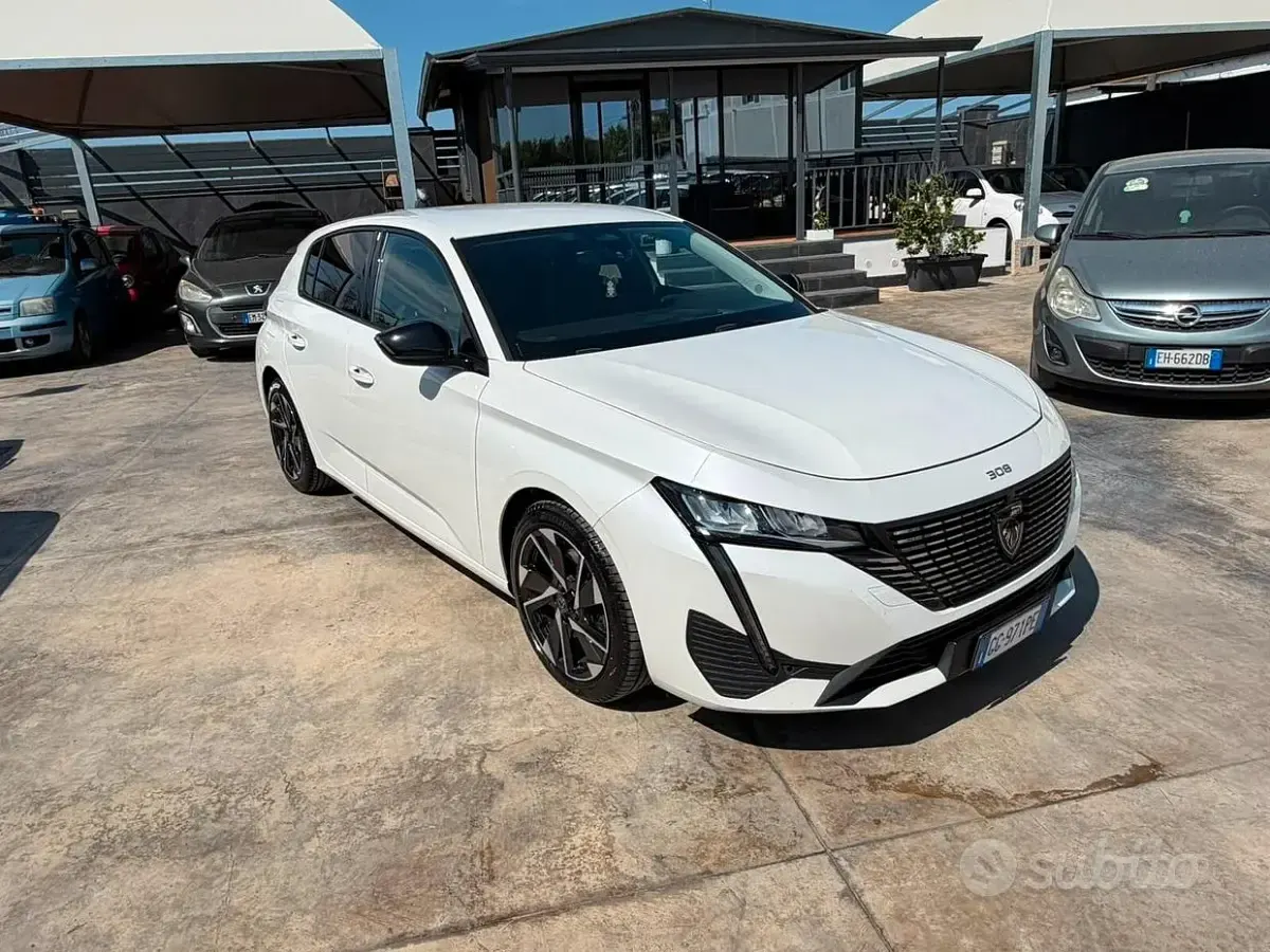Usata Peugeot 308 GT 131 CV (96 kW) 2022 Bianco Berlina