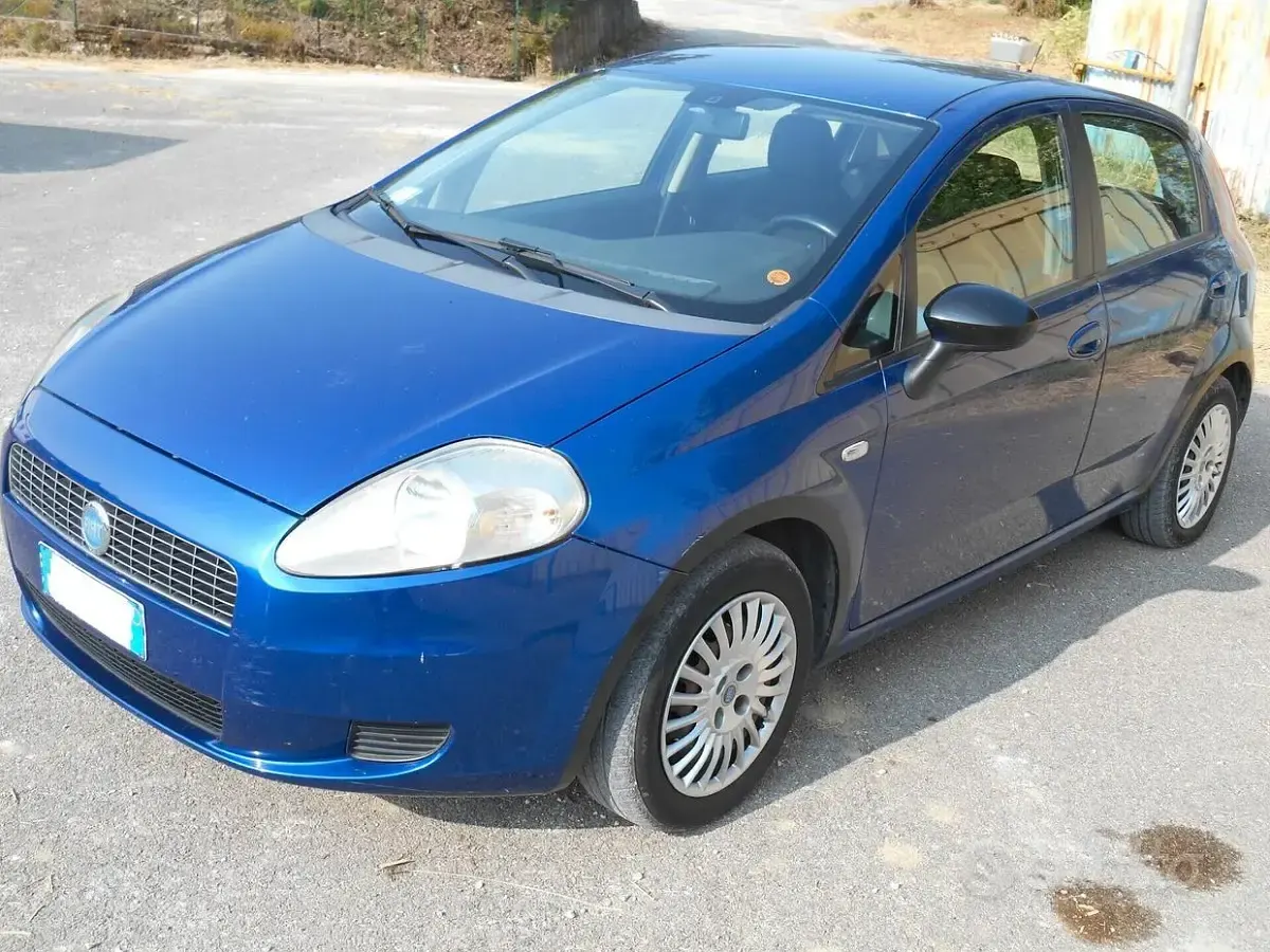 Usata Fiat Grande Punto 65 CV (47 kW) 2007 Blu Utilitaria
