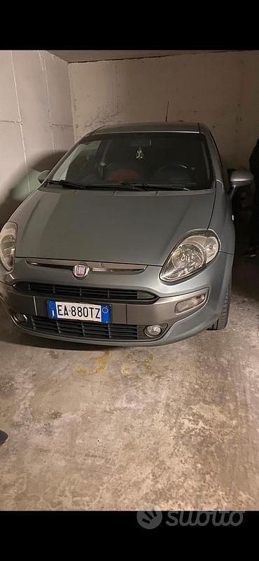 Usata Fiat Punto Evo 69 CV (50 kW) 2010 Grigio Utilitaria