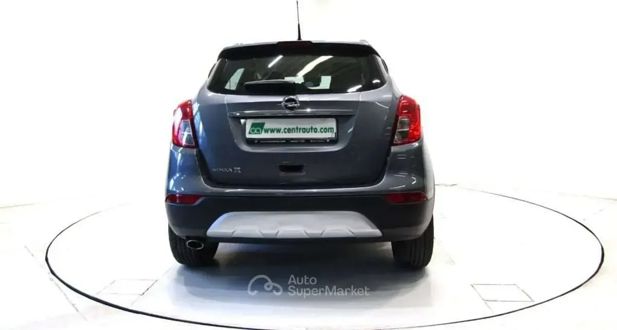 Usata Opel Mokka 110 CV (80 kW) 2019 Gray SUV