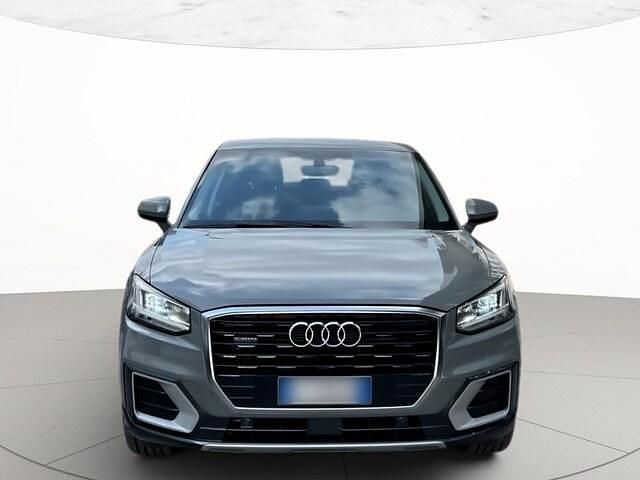Usata Audi Q2 Admired 190 CV (139 kW) 2019 Grigio quantum SUV