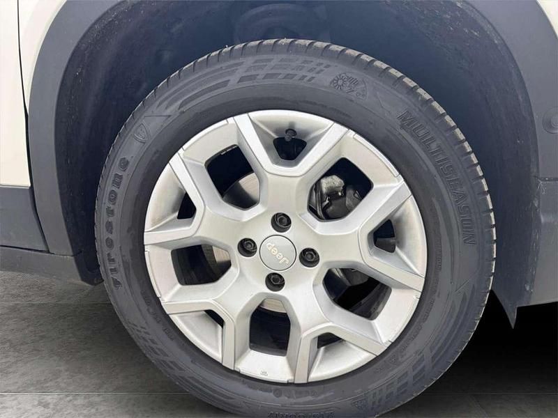 Usata Jeep Avenger Altitude 101 CV (74 kW) 2023 Bianco nero SUV