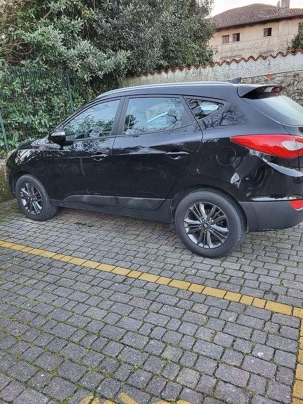 Usata 2015 Hyundai ix35 Xpossible SUV | 8000 € (Buon prezzo) - Immagine 1/4