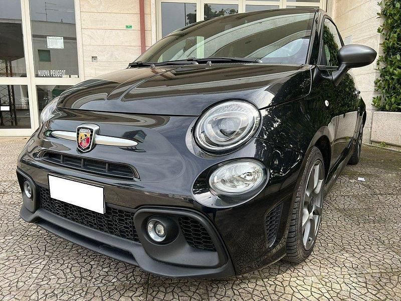 Usata Abarth 595 165 CV (121 kW) 2022 Nero Utilitaria