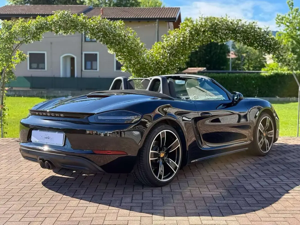 Usata Porsche 718 299 CV (219 kW) 2020 Nero Cabrio