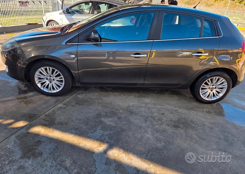 Usata Fiat Bravo Emotion 120 CV (88 kW) 2010 Grigio Utilitaria