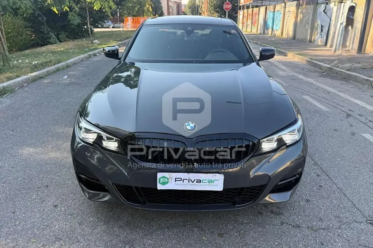 Usata BMW 320 M Sport 184 CV (135 kW) 2022 Grigio Berlina