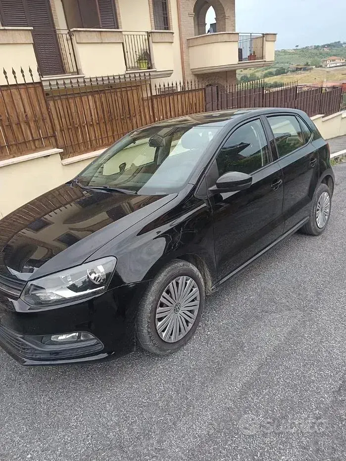 Begagnad VW Polo 75 HK (55 kW) 2015 Svart Sedan