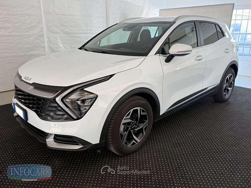 Usata Kia Sportage 136 CV (100 kW) 2024 Bianco pastello SUV