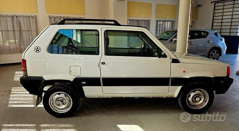 Usata Fiat Panda 4x4 54 CV (39 kW) 2002 Bianco Utilitaria