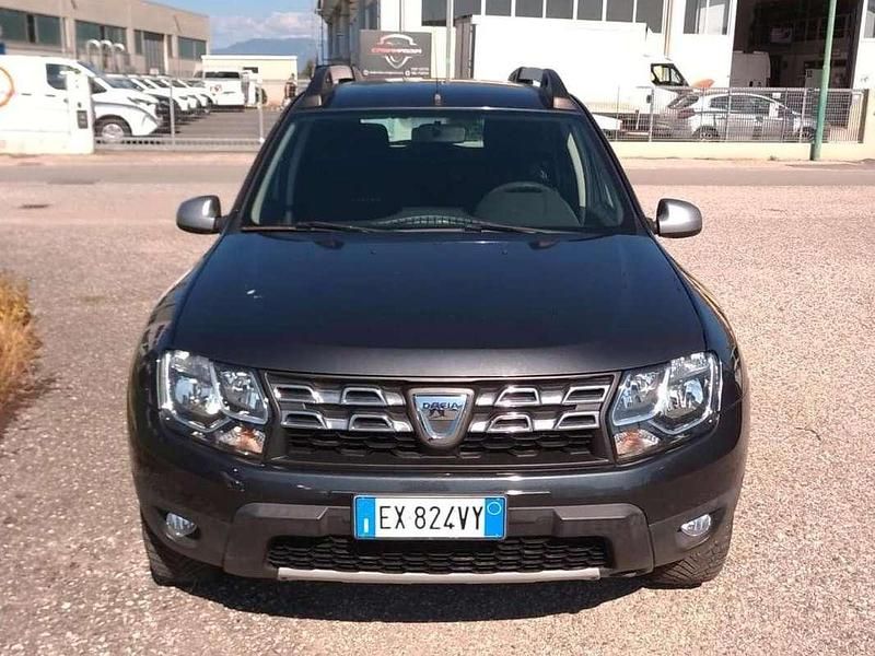 Nero Usata 2015 Dacia Duster Lauréate SUV | 7300 € (Cara) - Immagine 1/4