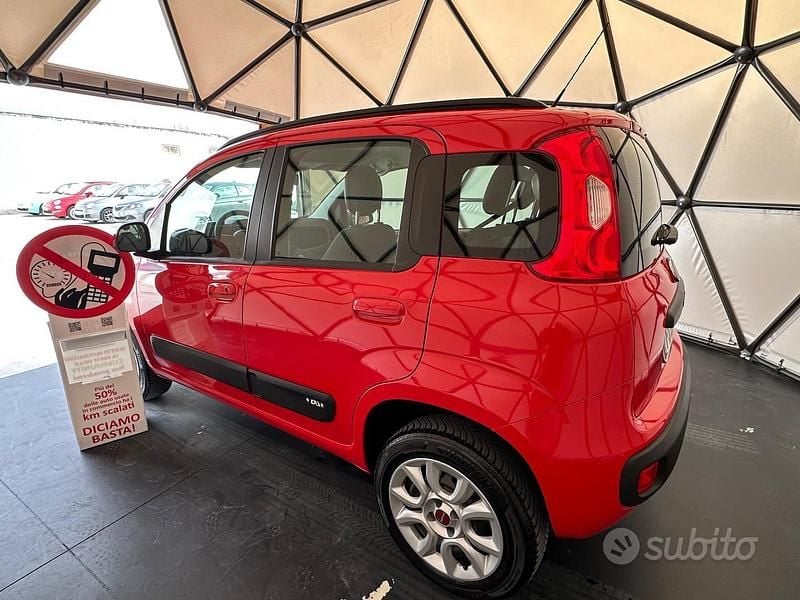 Usata Fiat Panda Lounge 85 CV (62 kW) 2018 Rosso Utilitaria
