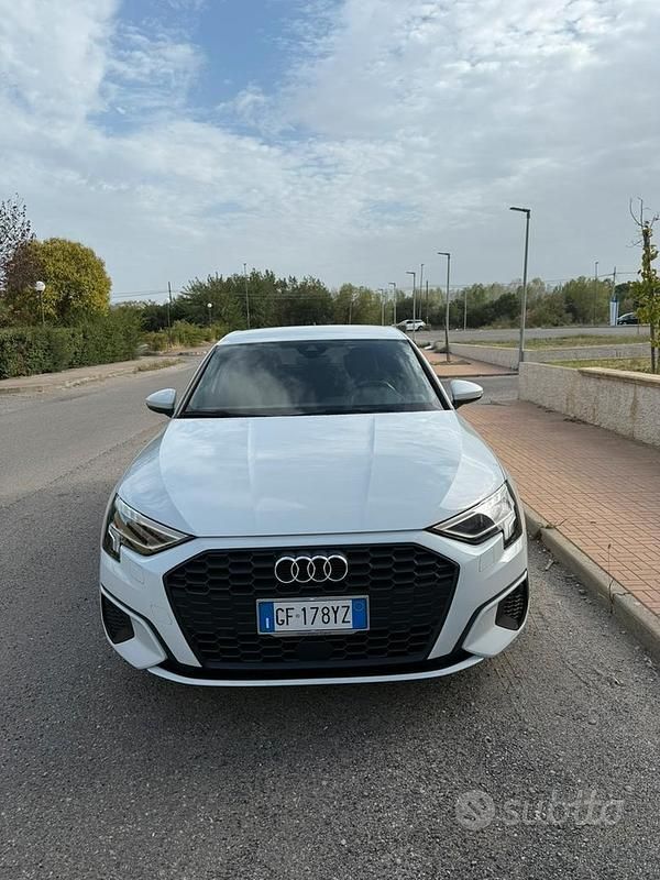 Bianco Usata 2021 Audi A3 Tre volumi | 22.499 € (Cara) - Immagine 1/4