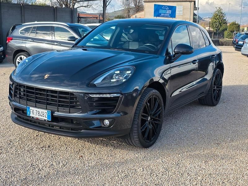 Usata Porsche Macan 250 CV (183 kW) 2017 Nero SUV