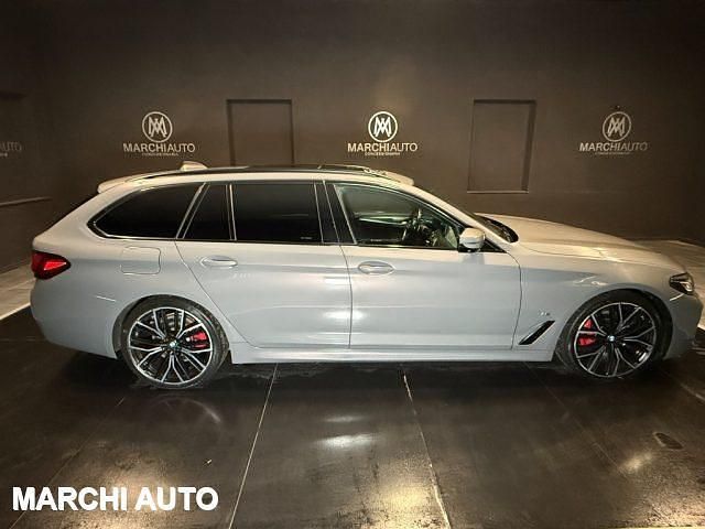 Usata BMW 520 M Sport 190 CV (139 kW) 2021 Grigio Station wagon