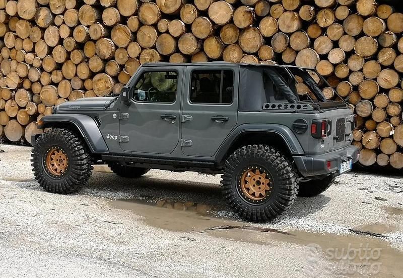 Usata Jeep Wrangler 2010 SUV