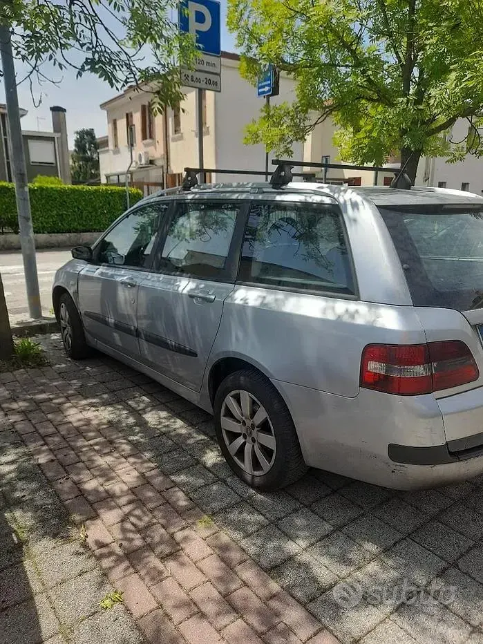 Usata Fiat Stilo 80 CV (58 kW) 2008 Grigio Station wagon