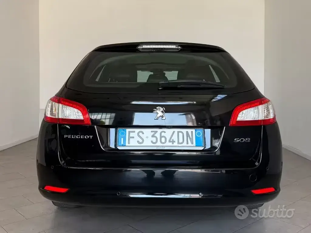 Usata Peugeot 508 Allure 120 CV (88 kW) 2018 Nero Station wagon
